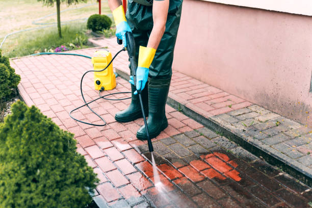 Best Garage Pressure Washing  in Happy Valley, OR